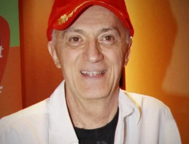 «Βόμβες» από Ν.Μαστοράκη για το OPEN – Nεοπλουτίστικη υποκρισία και κατάφωρος ερασιτεχνισμός χωρίς ίχνος φαντασίας